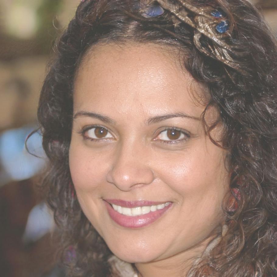 Kirsty Bennington, Lead Financial Educator