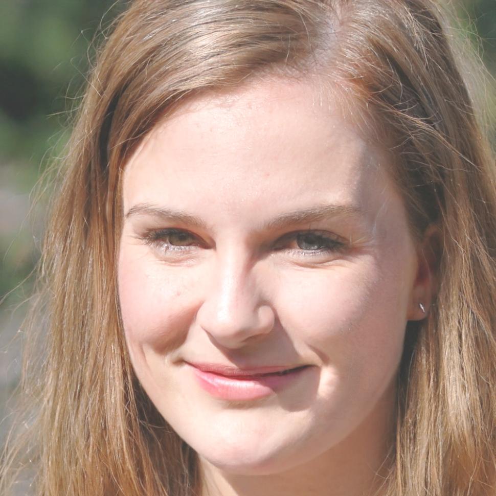 Sienna Valdovinos budget counselor